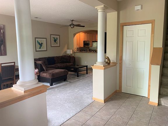 3rd image of 13805 53rd Ave N APT 4