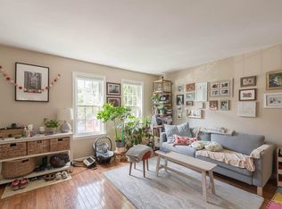 11960 Sentinel Point Ct, Reston, VA 20191