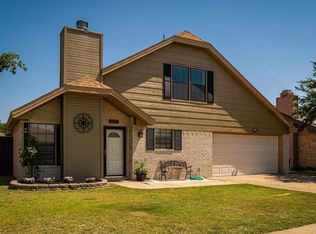 2322 93rd St, Lubbock, TX 79423