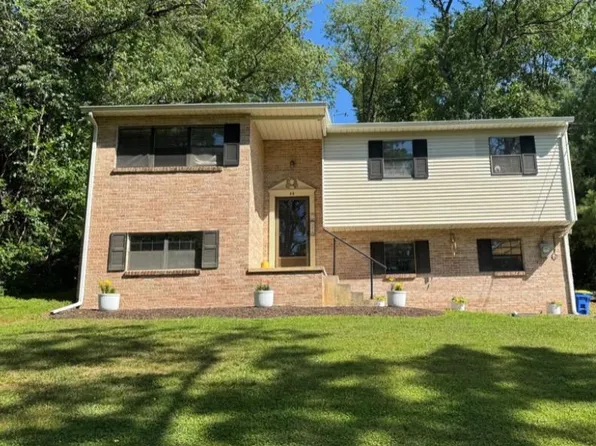25 Scout Ln, Hummelstown, PA 17036