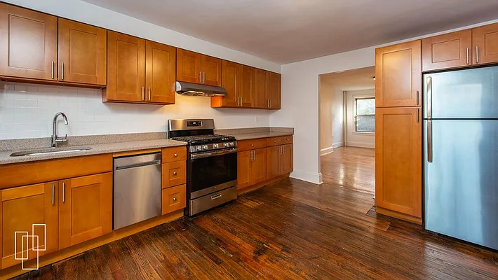 Rented by Garfield Realty  | media 17