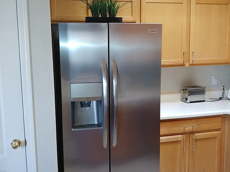 Nice sized kitchen