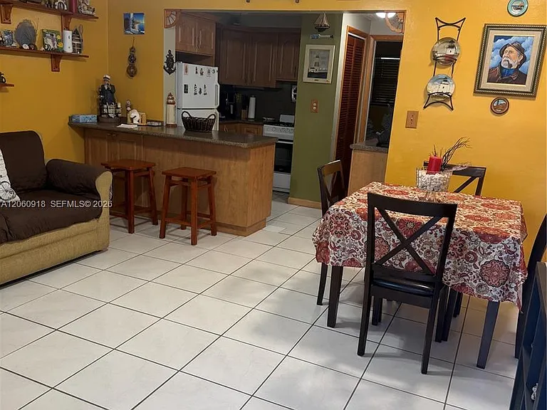 2001 S Ocean Dr #13 — Photo 7