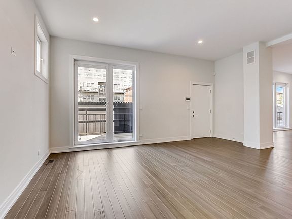 5th image of 4858 N Kenmore Ave #1W