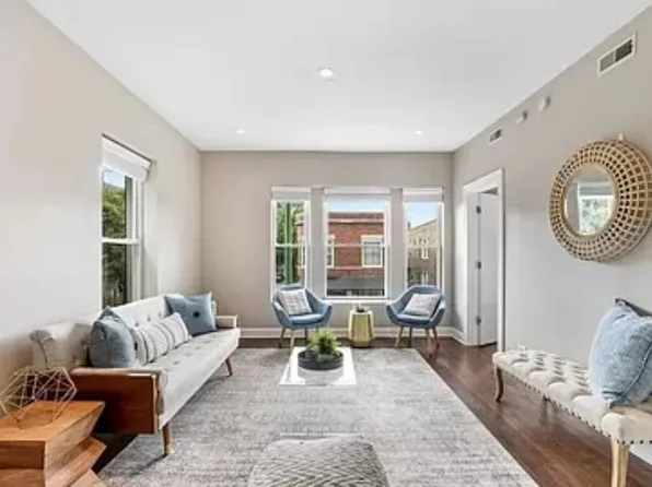 3100 W Diversey Ave APT 2S, Chicago, IL 60647