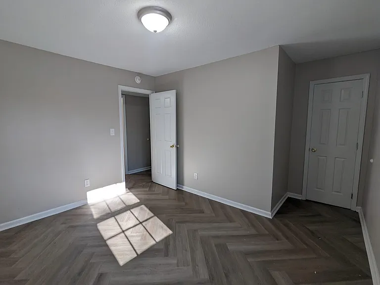 130 Falcon Rd #12 — Photo 12