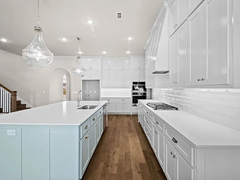 3000 Courtyard St — Photo 6