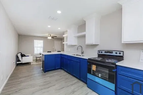 4641 Valdez Dr — Photo 7