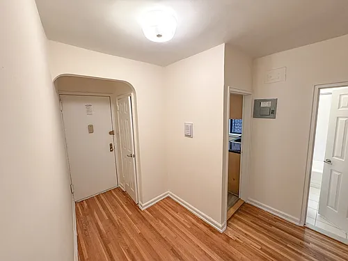 3439 Knox Pl Photo 1