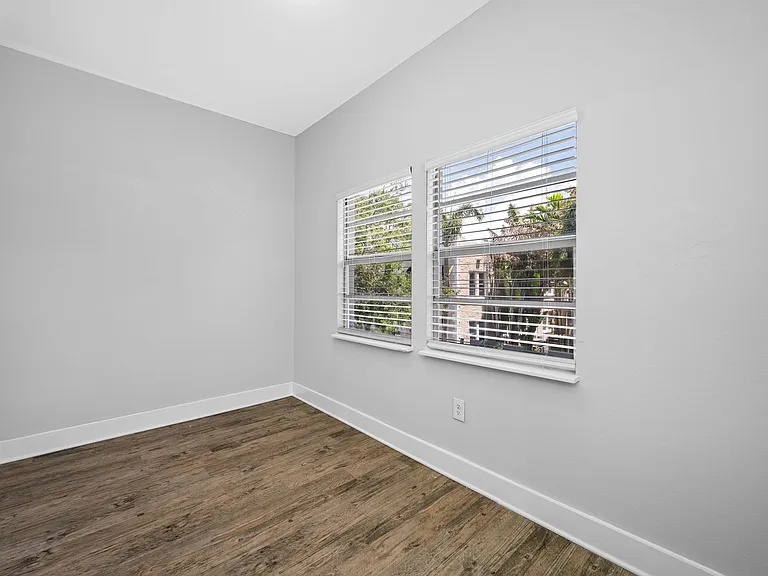 1403 S Bay Villa Pl — Photo 27