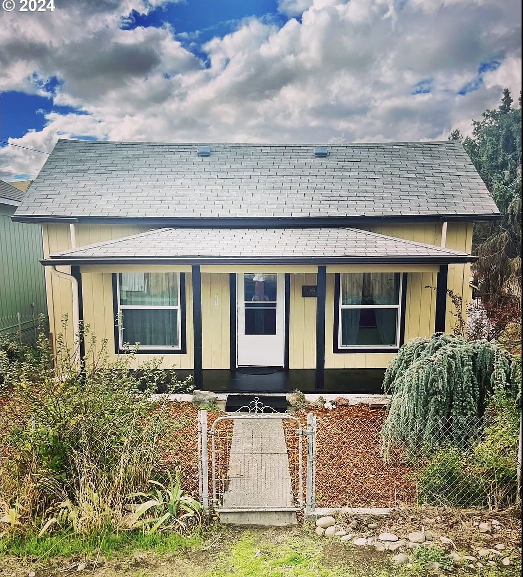 365 S Gilmore St, Heppner, OR 97836 Zillow
