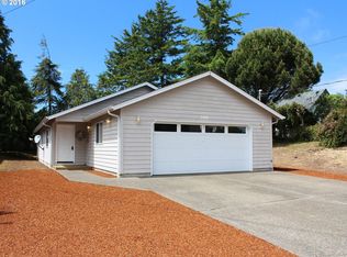 399 Kingwood St, Florence, OR 97439
