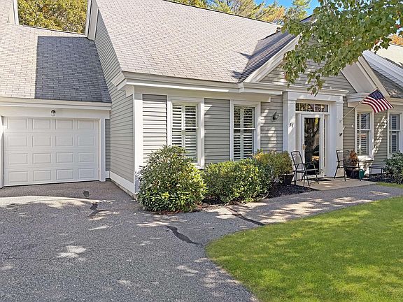 3rd image of 59 Farragut Way #59