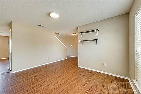 4th image of 3704 Gannet Dr