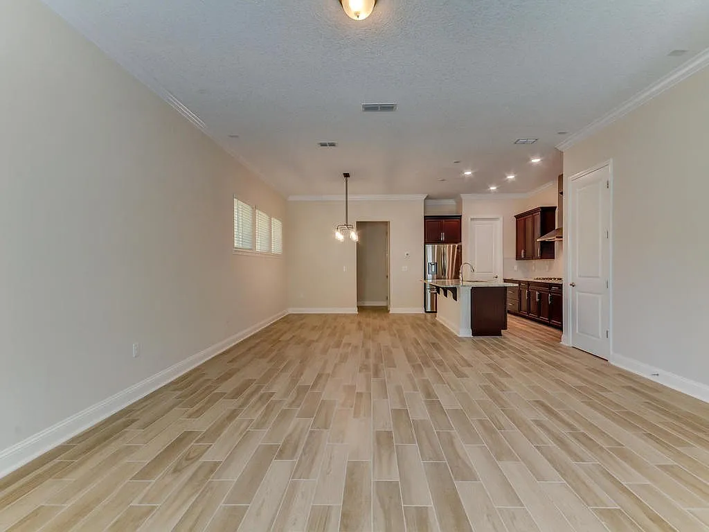 Harbor View Townhome — Photo 4