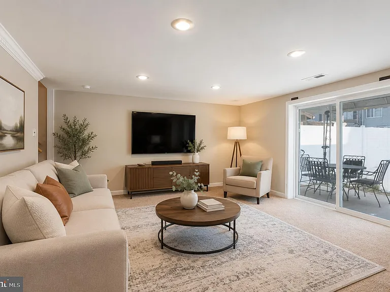 12713 Verda Dr — Photo 15