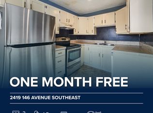 2419 146th Ave SE, Calgary, AB T2J 5Y9