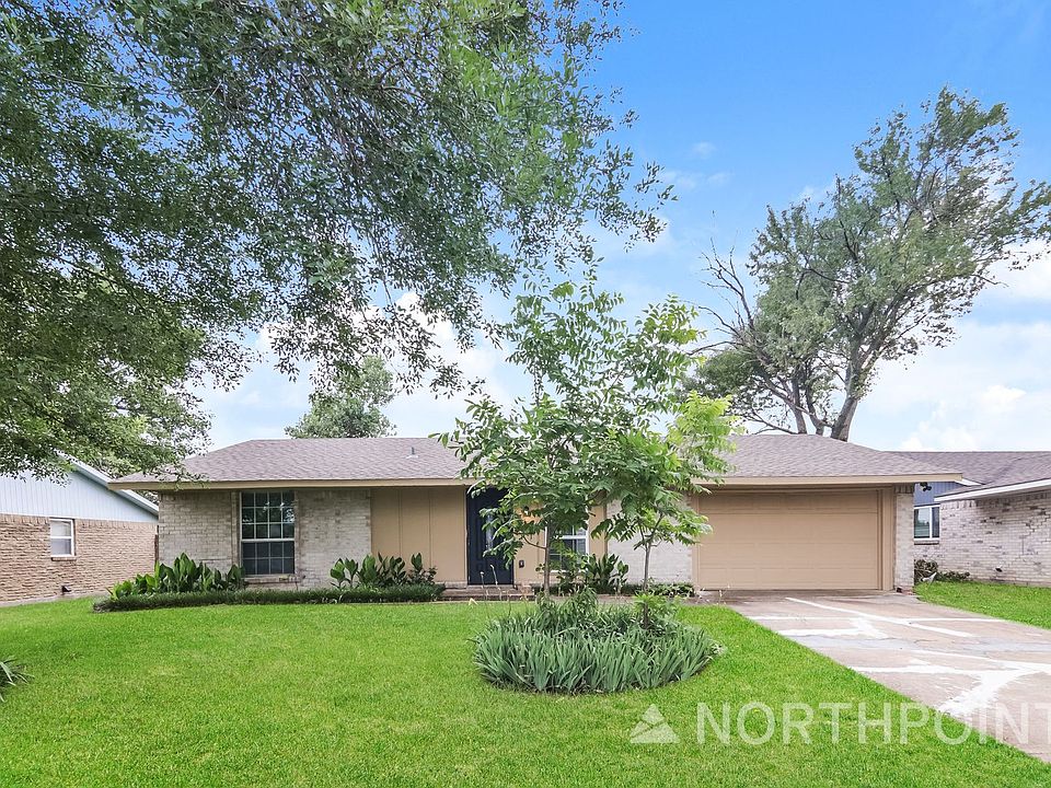 1st image of 2722 Spiceberry Ln