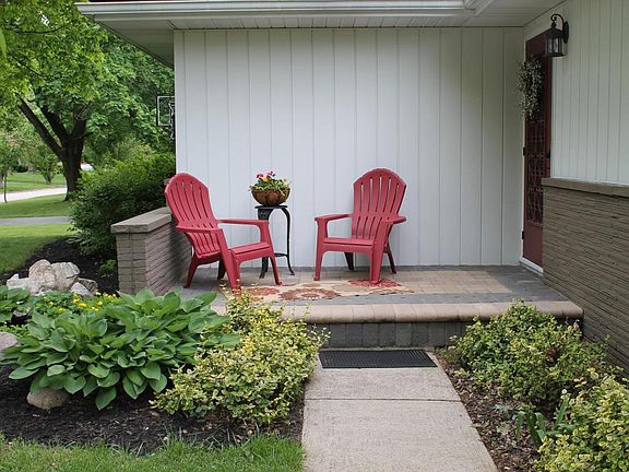 2nd image of 3887 Bickley Pl