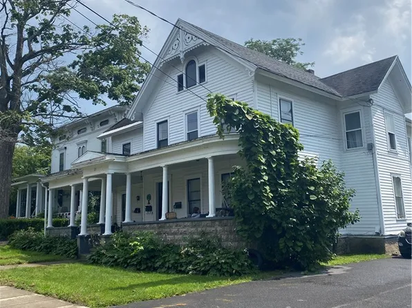 21 E Church St, Adams, NY 13605