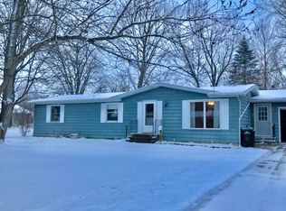 1605 Harrison St, Lake Odessa, MI