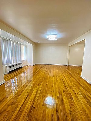 2nd image of 16917 26th Ave Floor 1