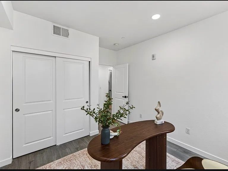 802 Garden St — Photo 4