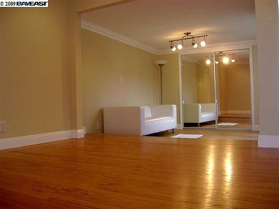 5th image of 4734 Baffin Ave