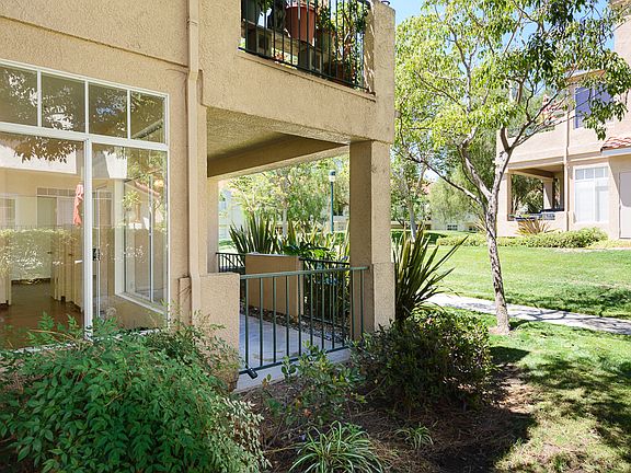 2nd image of 93 Sandpiper Ln