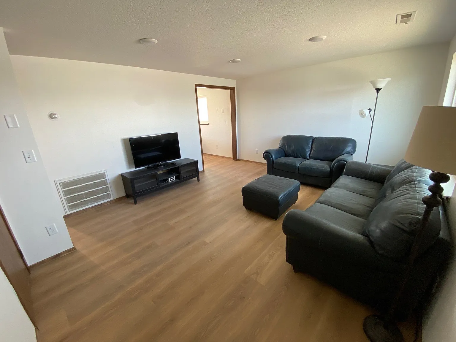 Emery House — Photo 3