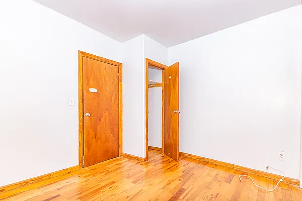 Rented by MySpaceNYC | media 9