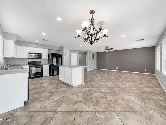 5th image of 2913 W FREMONT Road