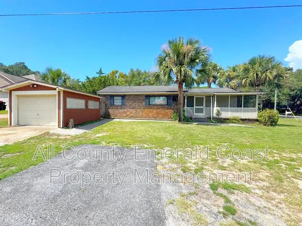 733 Beach Dr, Destin, FL 32541