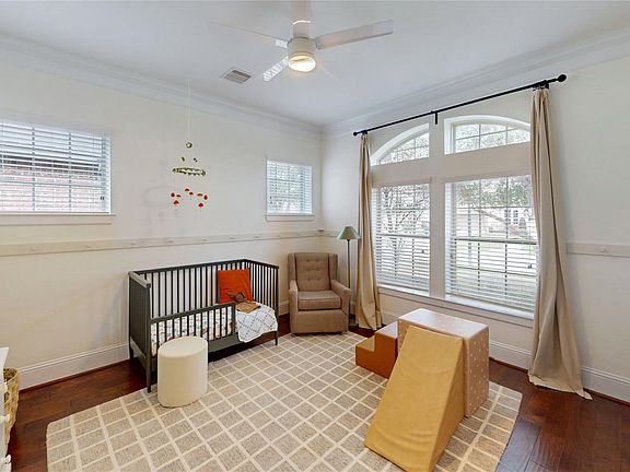 4th image of 8134 Caroline Ridge Dr