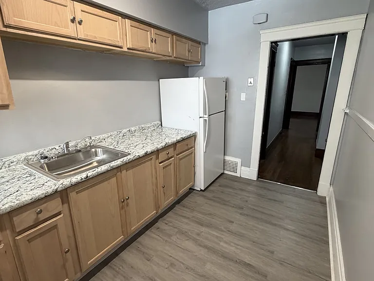 1557 Cohassett Ave #1 — Photo 8