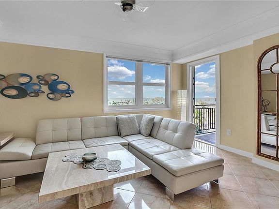 3rd image of 750 N Tamiami Trl Unit 607