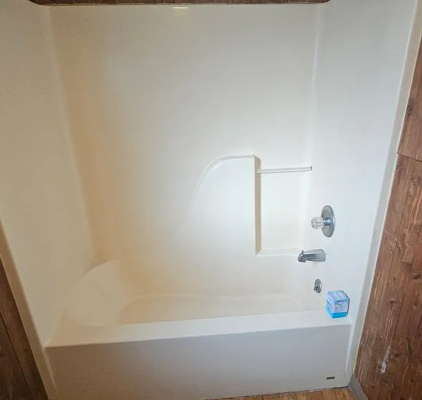 1209 Maple St — Photo 5