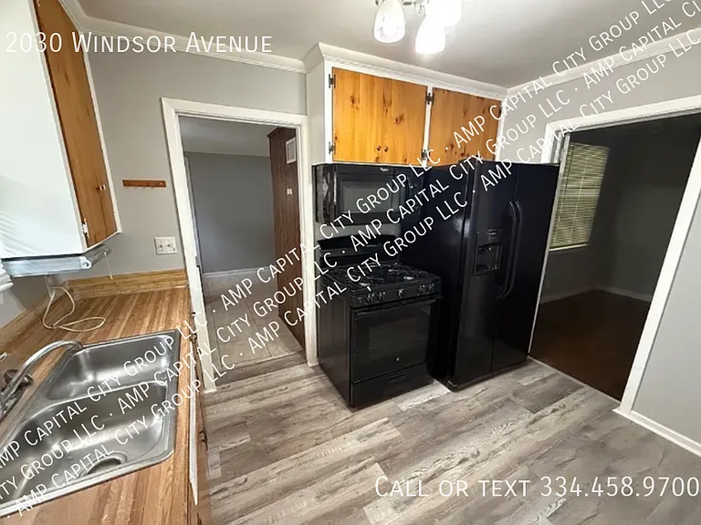 2030 Windsor Ave — Photo 9