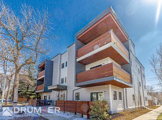 305 14th Ave NE #304, Calgary, AB T2E4G4