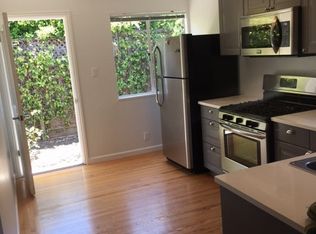 1031 Santa Cruz Ave #B, Menlo Park, CA 94025