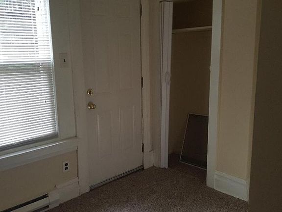 2nd image of 802 W 9th St APT 2