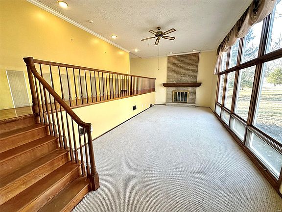 4th image of 87 Kings Dr