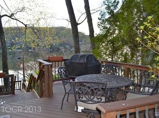 24 South Rd, Bloomingdale, NJ 07403