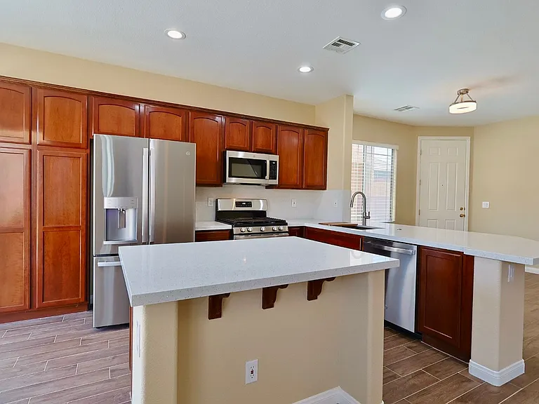 340 Sweet Sugar Pine Dr — Photo 10