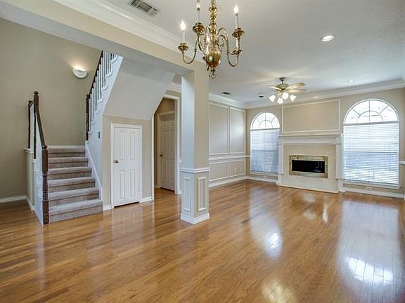 4th image of 6305 Thornbranch Dr