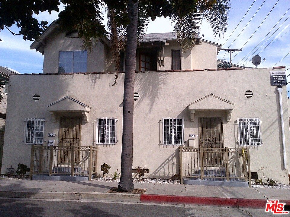 1st image of 1202 N Citrus Ave