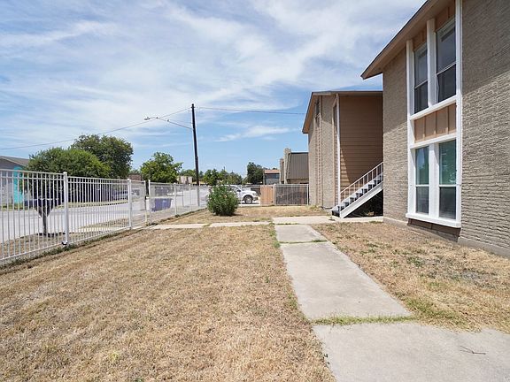 2nd image of 2906 Sweeney Ln APT D