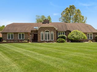 5449 Saddle Club Dr, Kalamazoo, MI 49009