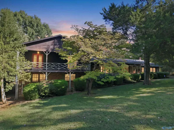 561 Hurricane Rd, New Market, AL 35761