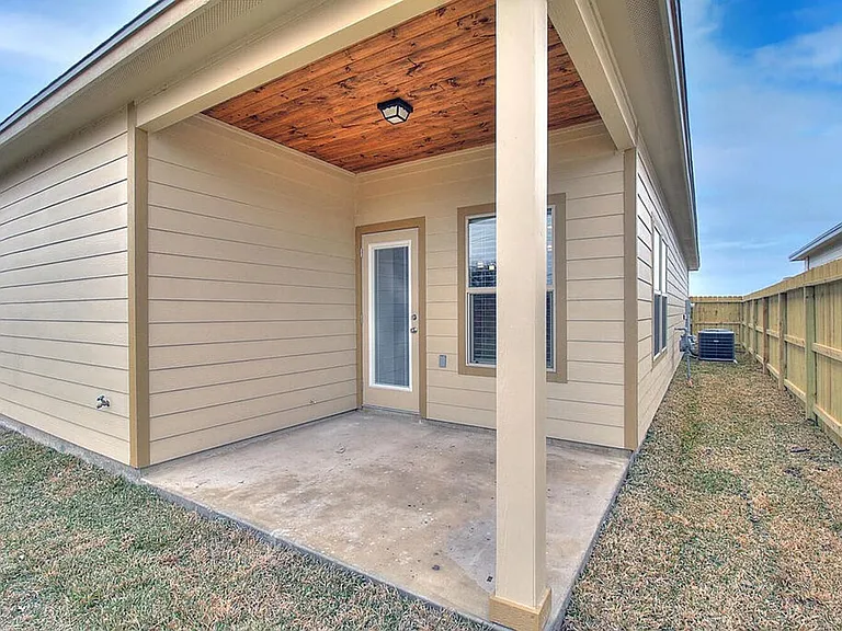 7530 Sable Creek Dr — Photo 44